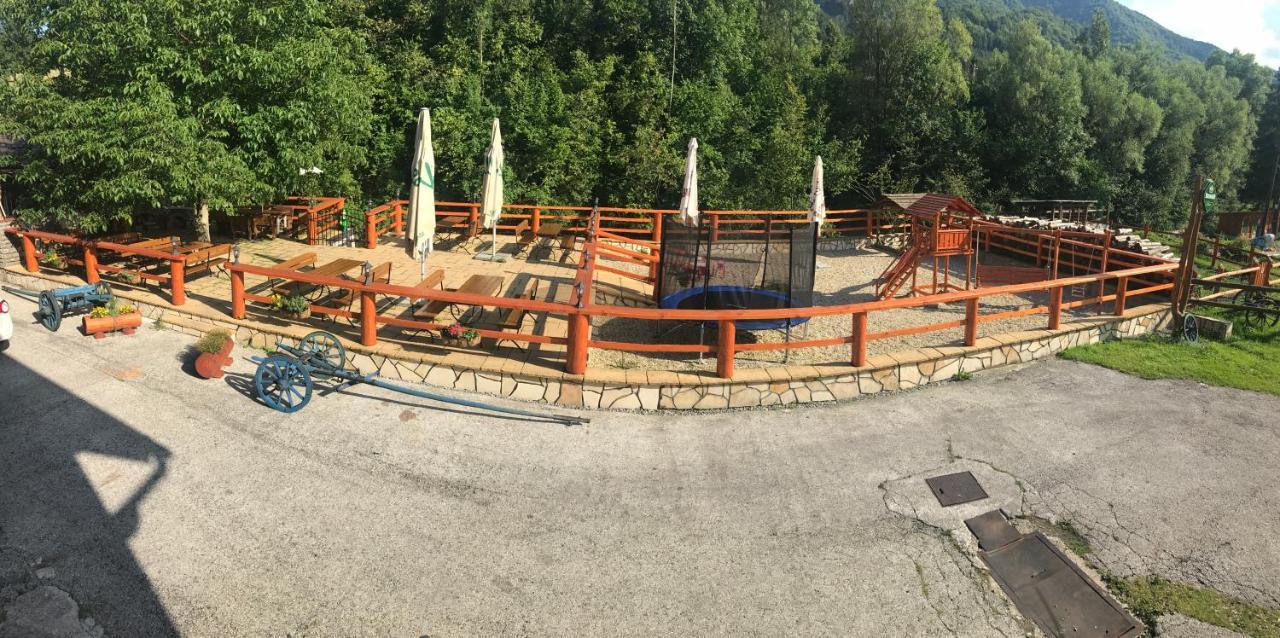 Penzion Zbojnik Terchová Εξωτερικό φωτογραφία